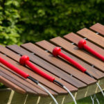 bekijk de akadinda marimba xylofoon voor buiten bij percussion play nederland