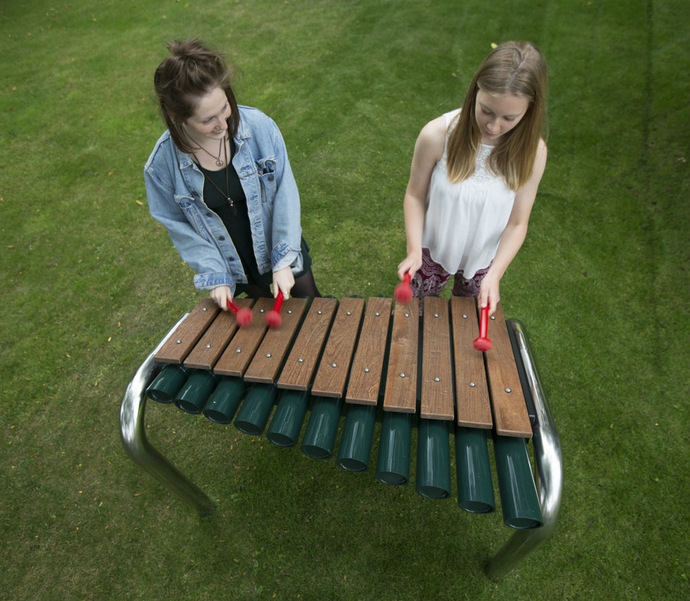 Twee spelers tegelijk op de Gote Marimba