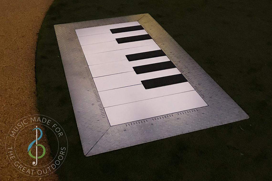 muziekinstrumenten voor de buitenruimte vloerpiano